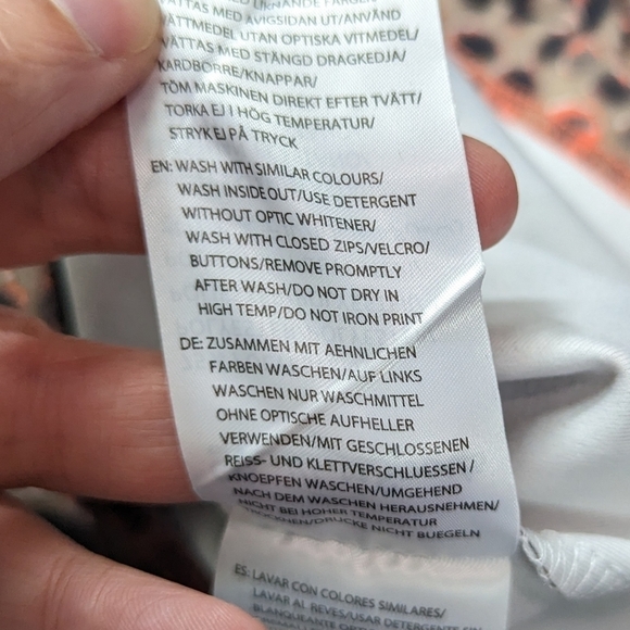 Daily Sports Mock Neck Athletic Top Sz M - Picture 13 of 13